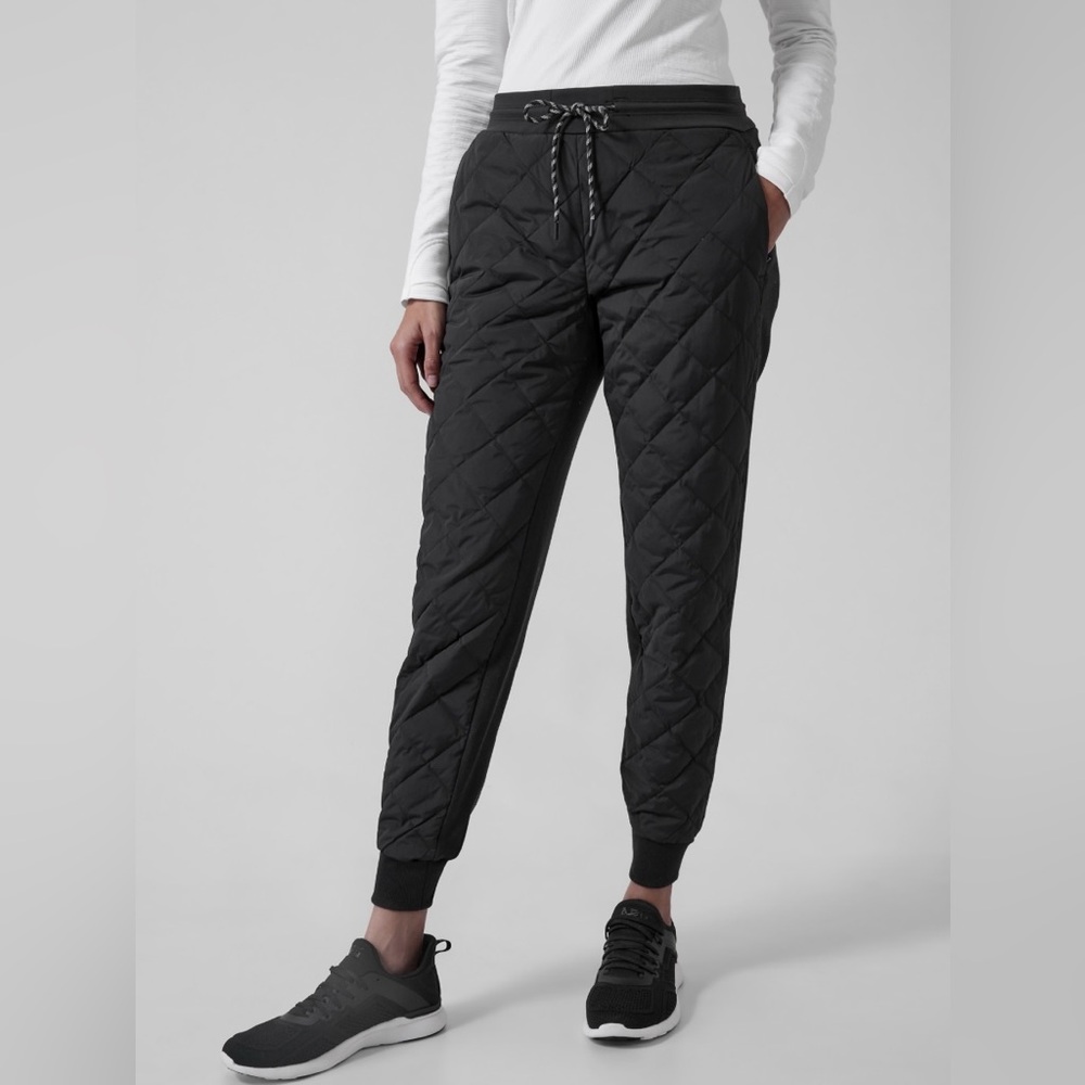 NWT Athleta Apres Ski Black Quilted Jogger Pants Sz 14